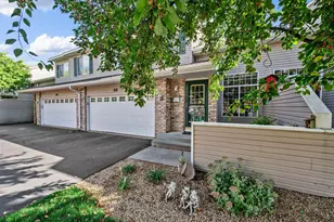 832 Summer Pines Cir, Hudson, WI 54016 - Photo 2