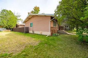 2120 2nd Ave W, Hibbing, MN 55746 - Photo 44