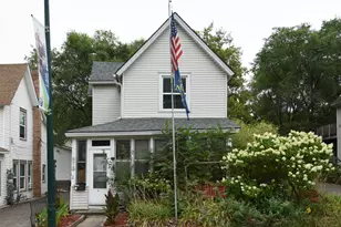 675 Old Hwy 8 NW, New Brighton, MN 55112 - Photo 2