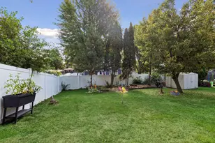 2230 Decatur Ave N, Golden Valley, MN 55427 - Photo 28