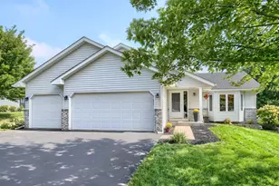 224 Pendryn Hill Bay, Woodbury, MN 55125 - Photo 1