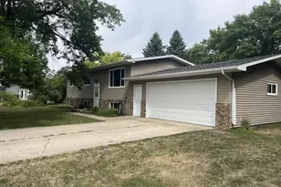 519 1st Ave SE, Rothsay, MN 56579 - Photo 1