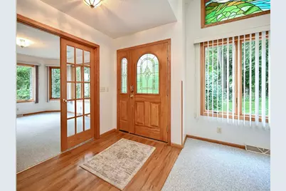 68 Whispering Avenue, Winona, MN 55987 - Photo 2