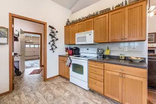 300 Ashley Ct, Alexandria, MN 56308 - Photo 16