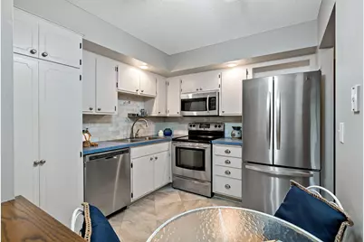 12600 Parkwood Drive #316, Burnsville, MN 55337 - Photo 4