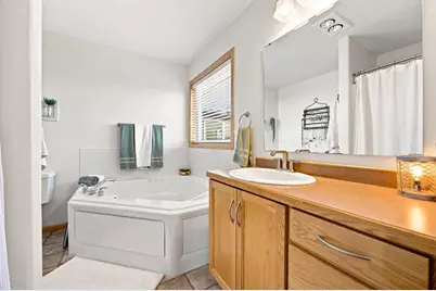 616 Lexington Lane, Moorhead, MN 56560 - Photo 12