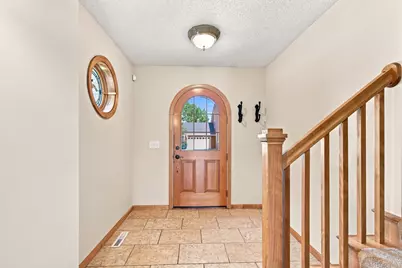 11649 Laketowne View, Albertville, MN 55301 - Photo 2