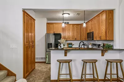 7808 Madelyn Creek Drive, Victoria, MN 55386 - Photo 8