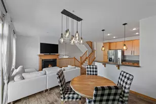 15593 Early Bird Cir, Apple Valley, MN 55124 - Photo 2