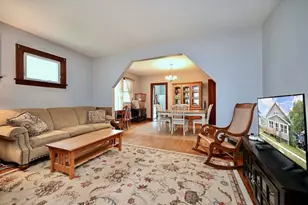 317 E Howard St, Winona, MN 55987 - Photo 4