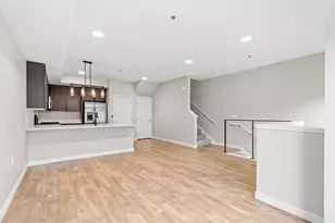 120 Hennepin Ave, Minneapolis, MN 55401 - Photo 1