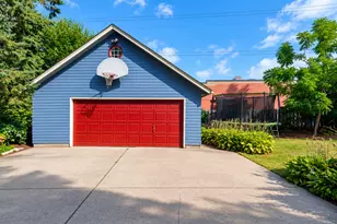 761 Lincoln Ave, Saint Paul, MN 55105 - Photo 40