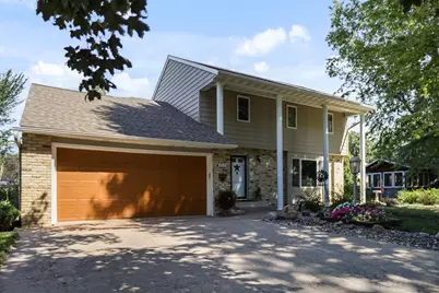 616 8th Street SW, Faribault, MN 55021 - Photo 2