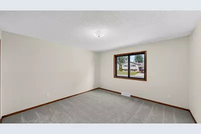 715 Madison Avenue SW, Eyota, MN 55934 - Photo 26
