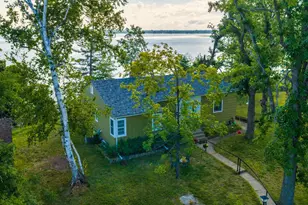 2001 S Lake Irving Dr SW, Bemidji, MN 56601 - Photo 2