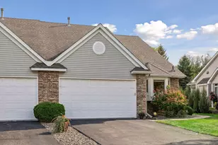 1090 Westcliff Curve, Shoreview, MN 55126 - Photo 2