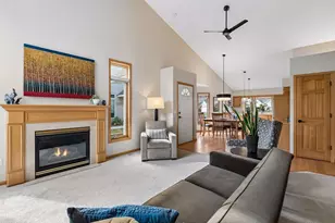 1090 Westcliff Curve, Shoreview, MN 55126 - Photo 8