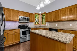 13992 W Virginia Ave, Savage, MN 55378 - Photo 16
