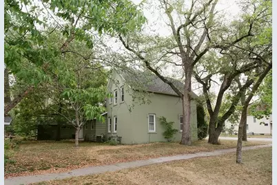1321 2nd Street N, Saint Cloud, MN 56303 - Photo 2