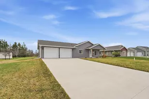 1504 Jasmine Dr, Alexandria, MN 56308 - Photo 6