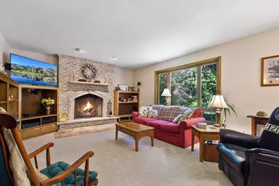 8978 Jewel Avenue S, Cottage Grove, MN 55016 - Photo 12