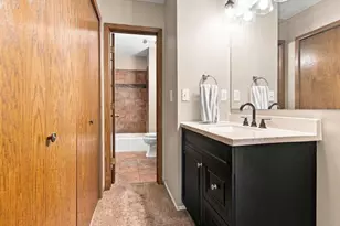 8772 Maplebrook Pkwy N, Brooklyn Park, MN 55445 - Photo 26