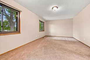 8772 Maplebrook Pkwy N, Brooklyn Park, MN 55445 - Photo 22