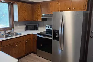 7909 Brunswick Ave N, Brooklyn Park, MN 55443 - Photo 4