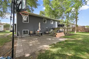 1612 Birch Ave N, Glencoe, MN 55336 - Photo 4