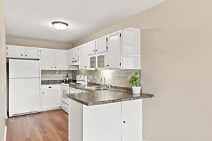 1716 Woodgate Ln, Eagan, MN 55122 - Photo 22