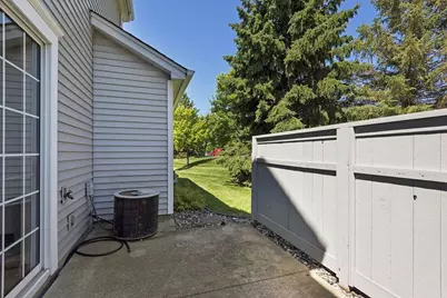 10958 Lexington Drive, Eden Prairie, MN 55344 - Photo 24