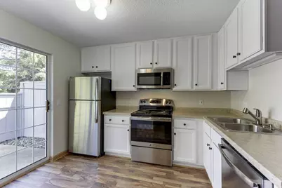 10958 Lexington Drive, Eden Prairie, MN 55344 - Photo 10