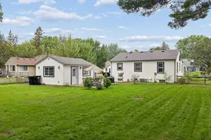 826 Cross St, Anoka, MN 55303 - Photo 2