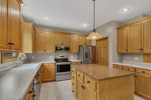 1210 Millstone Ct, Saint Cloud, MN 56303 - Photo 4
