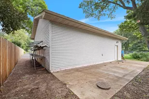 8378 Groveland Rd, Mounds View, MN 55112 - Photo 38