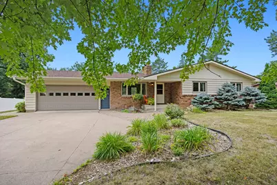 475 Riverside Street, Mora, MN 55051 - Photo 2