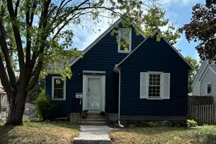 380 Magnolia Ave E, Saint Paul, MN 55130 - Photo 1