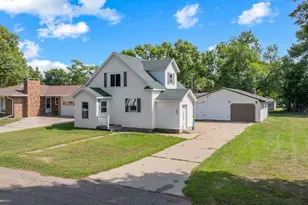303 S Brook St, Hendricks, MN 56136 - Photo 1