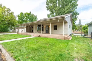 408 2nd St SE, Pelican Rapids, MN 56572 - Photo 2