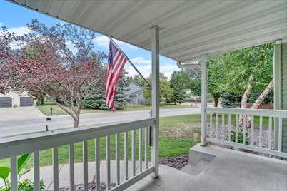 513 Maple Knoll Way NW, Saint Michael, MN 55376 - Photo 4