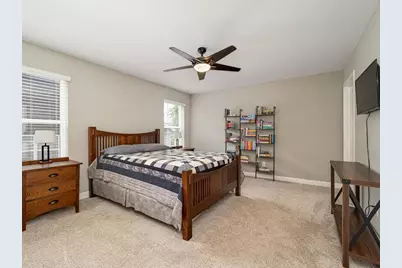 1829 Attenborough Street, Shakopee, MN 55379 - Photo 38