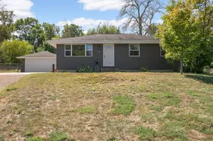 9041 Northwood Cir, New Hope, MN 55427 - Photo 2