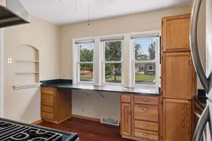 3049 Edgewood Ave S, Saint Louis Park, MN 55426 - Photo 6