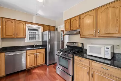 3049 Edgewood Avenue S, Saint Louis Park, MN 55426 - Photo 2