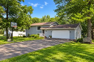 13392 Honeysuckle Way, Baxter, MN 56425 - Photo 2