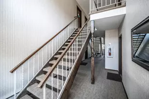 6333 Alderwood Cir, Woodbury, MN 55125 - Photo 4