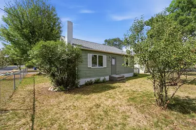 401 27th Avenue N, Saint Cloud, MN 56303 - Photo 2