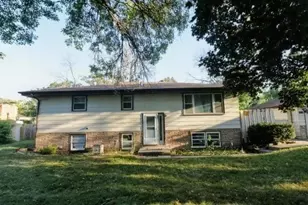 2741 109th Ave NW, Coon Rapids, MN 55433 - Photo 2