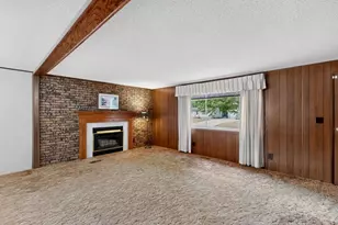 741 S 10th St, Lake City, MN 55041 - Photo 10