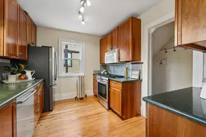 355 Bates Avenue, Saint Paul, MN 55106 - Photo 16